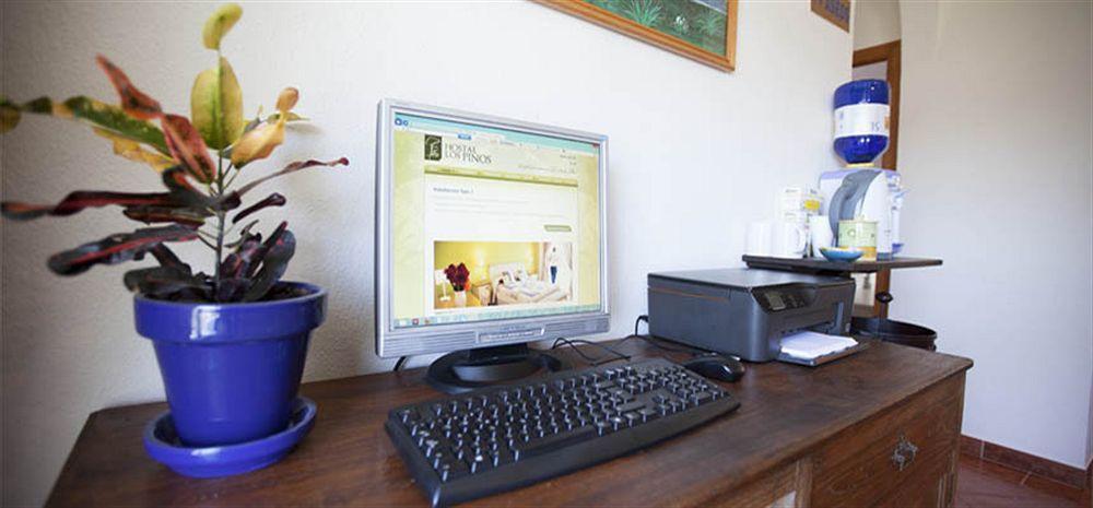 Hostal Los Pinos 자호라 외부 사진