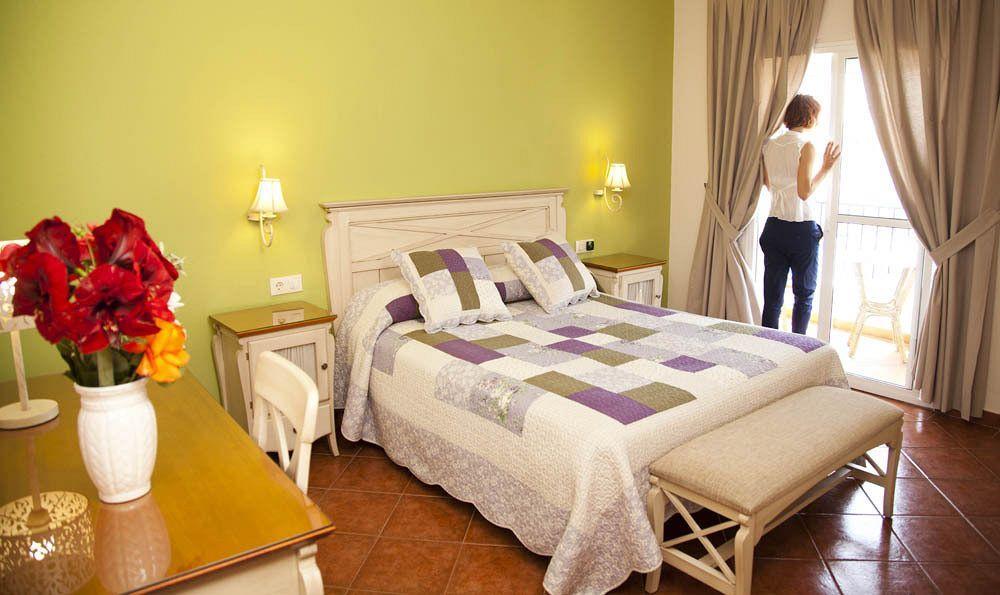 Hostal Los Pinos 자호라 외부 사진