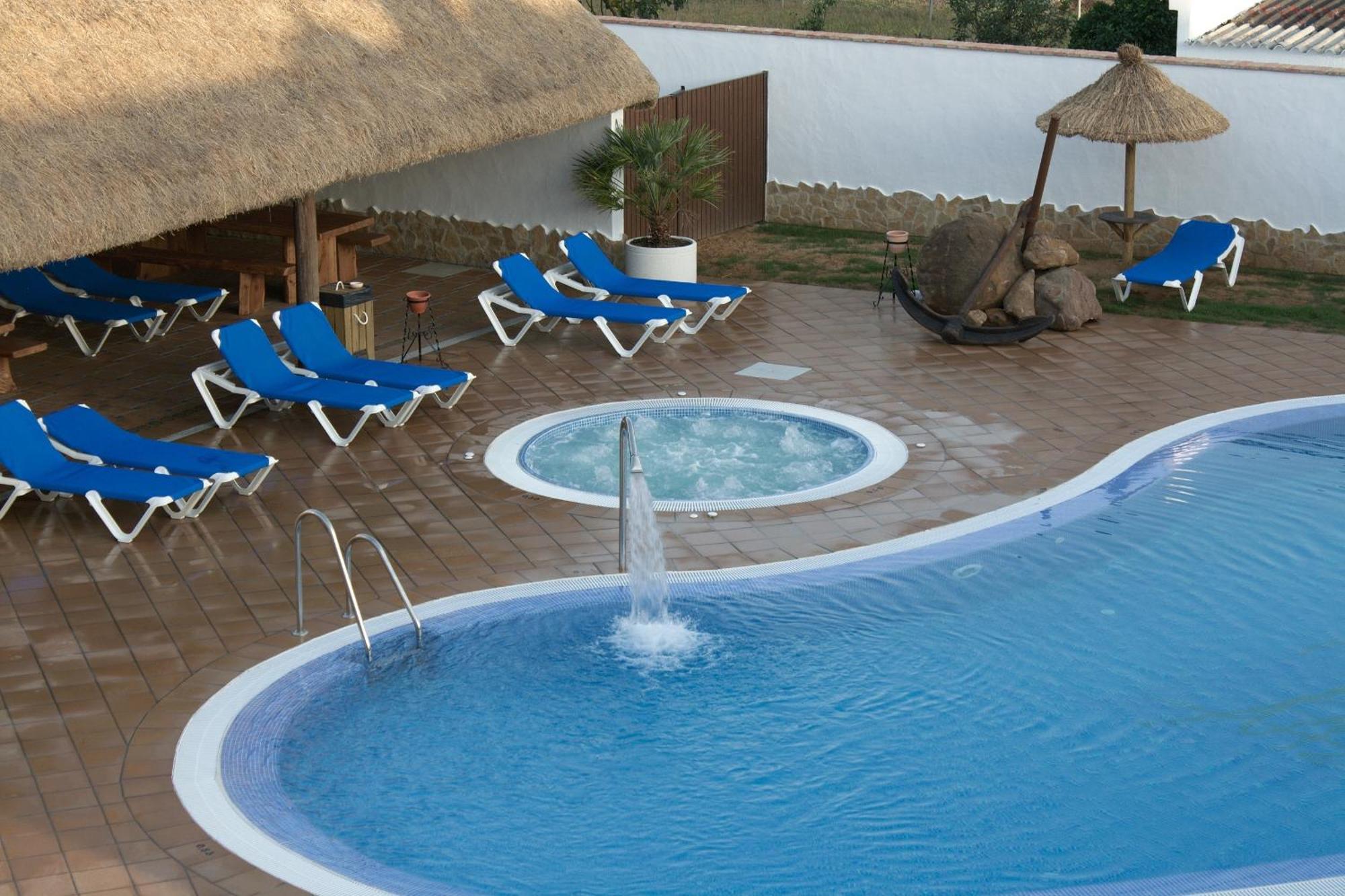 Hostal Los Pinos 자호라 외부 사진