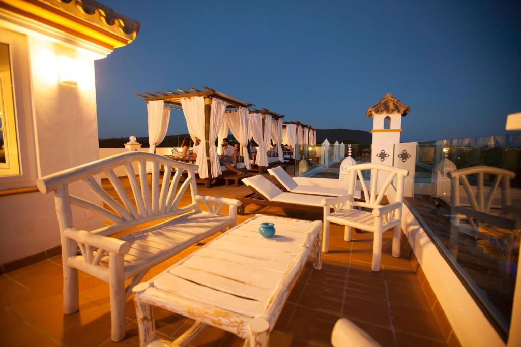 Hostal Los Pinos 자호라 외부 사진